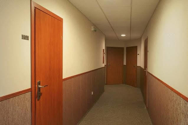 Gryf Vandrarhem Szczecin Exteriör bild
